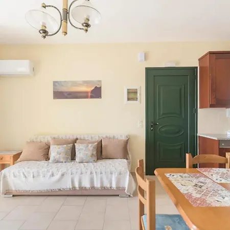 Hilda 90 - Blue Glyfada Private Homes *